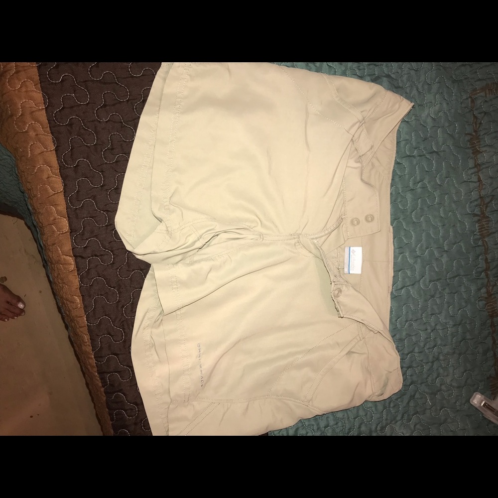 Columbia fishing shorts